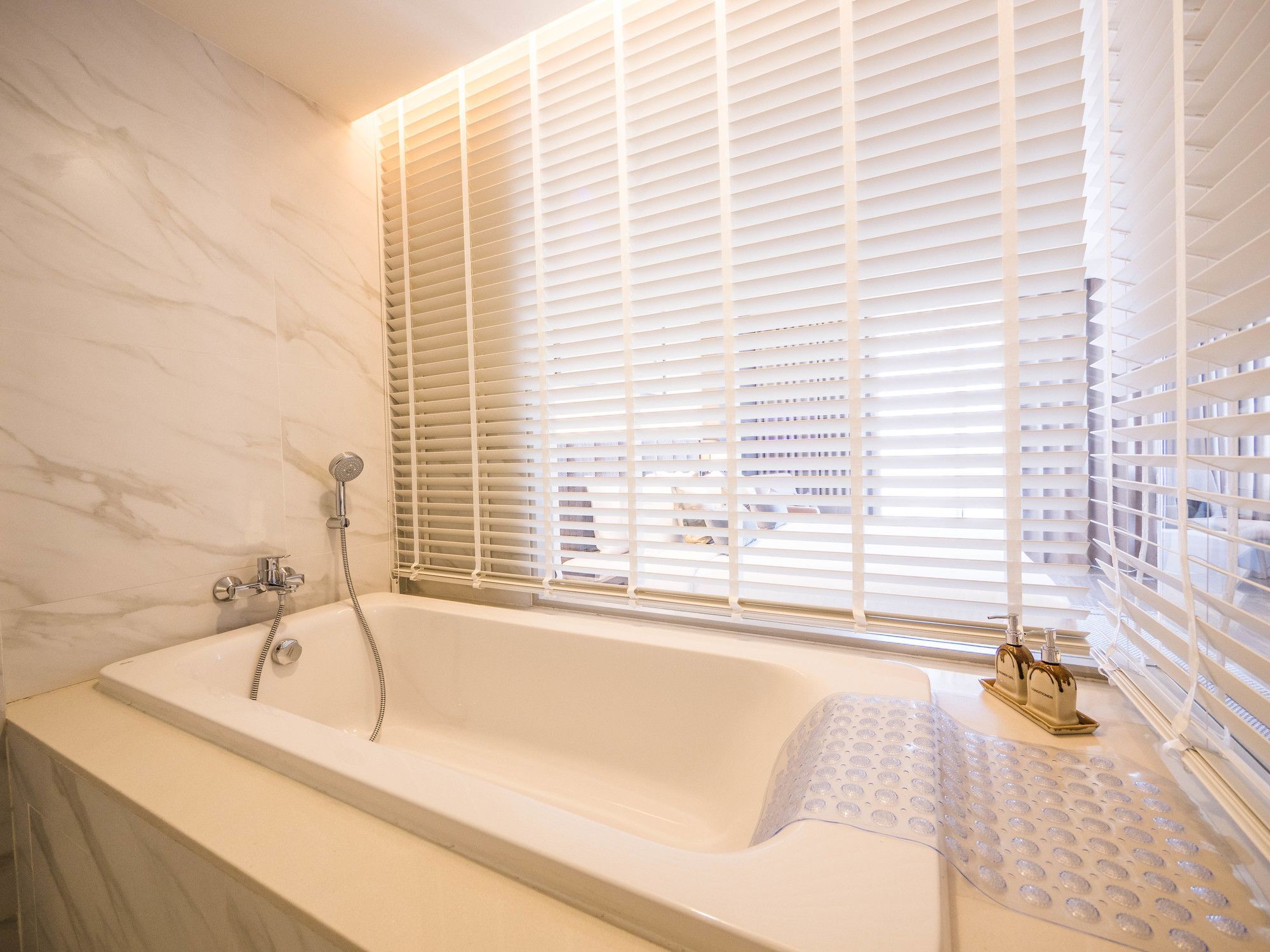 The Park 9 Hotel And Serviced Residence - Suvarnabhumi Bangkok Buitenkant foto
